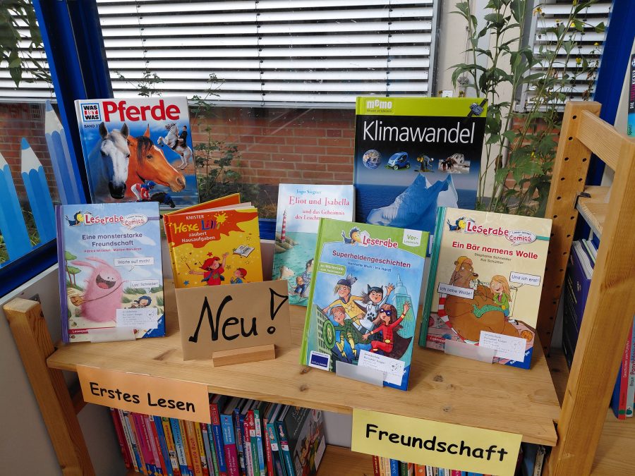 Neue Bücher für den Bücherschatz